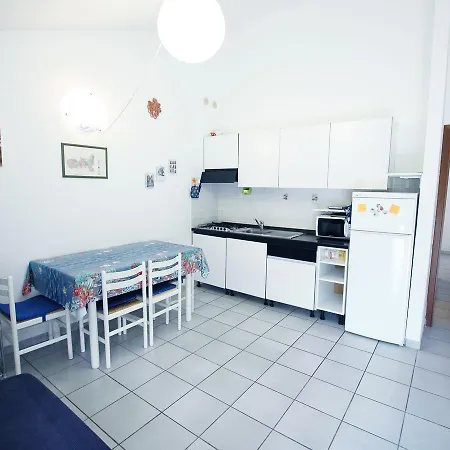 Pamalu Apartment